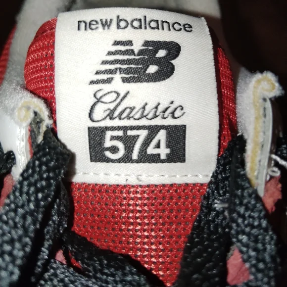 New Balance 574 Classic Red Black White Size 10.5